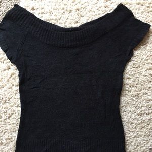Black short sleeve sweater
